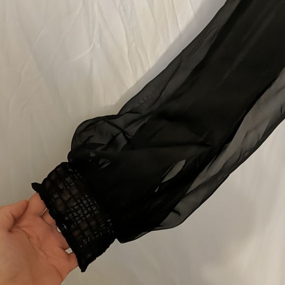 ✨50% OFF✨ NWT A.Peach Asos chiffon balloon sleeve top - Picture 4 of 8